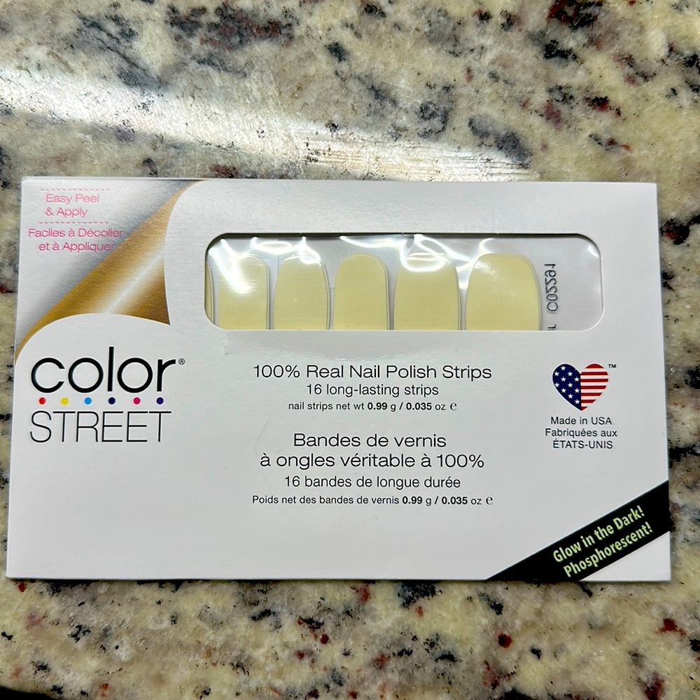Color Street Glow-getter - 100%Real Nail Polish